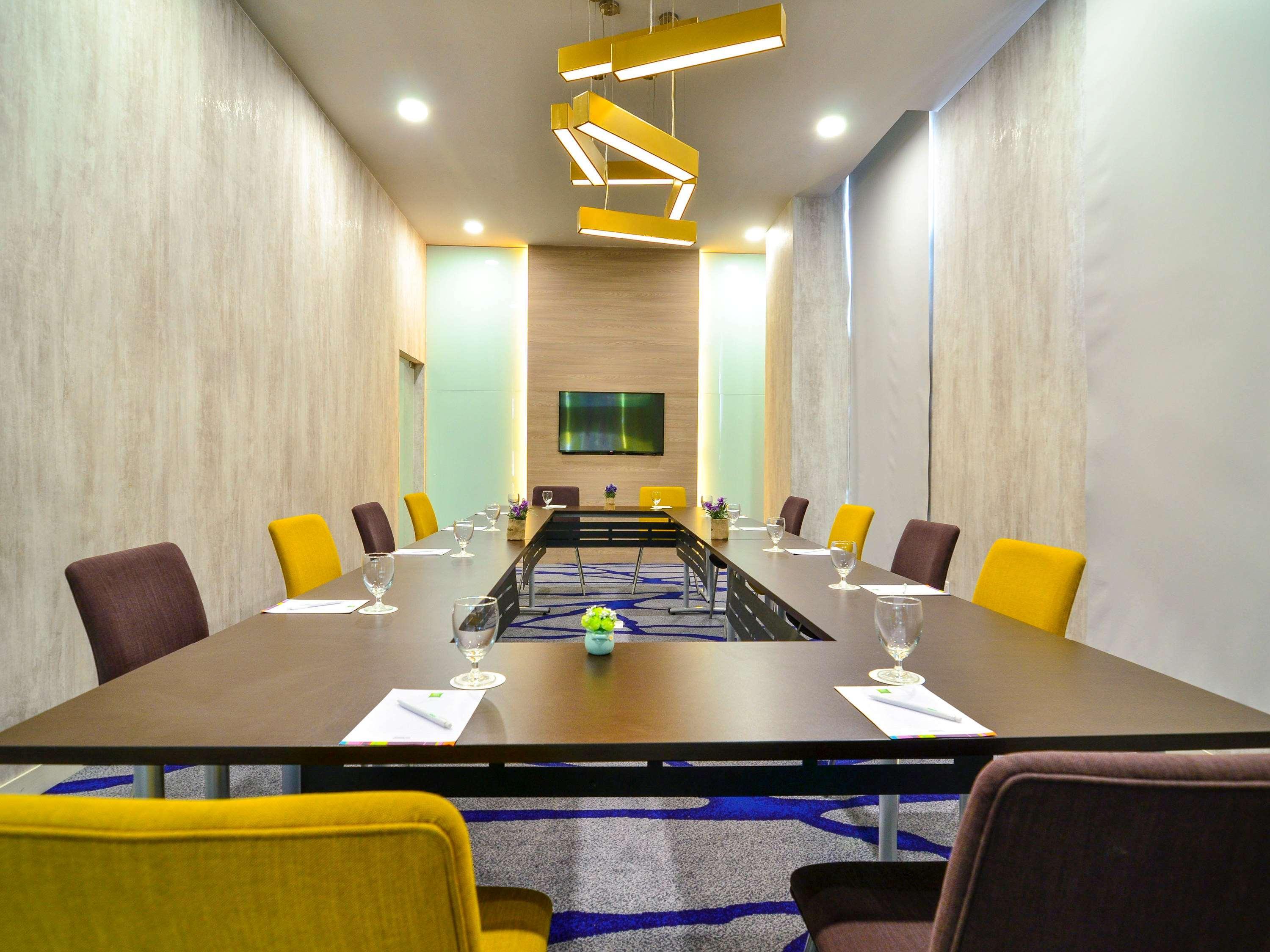 Ibis Styles Kuala Lumpur Sri Damansara Hotell Petaling Jaya Eksteriør bilde