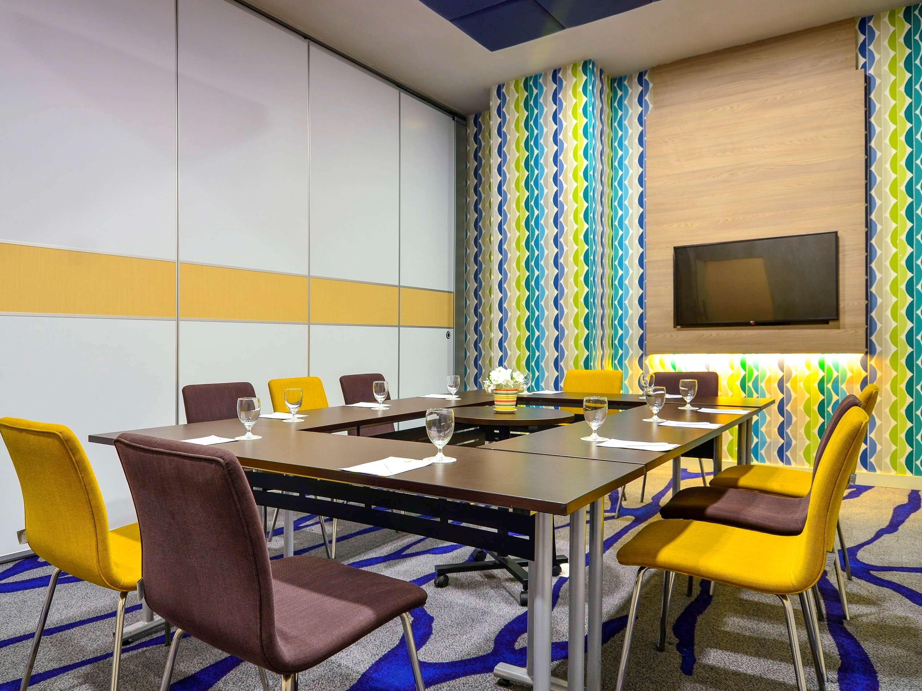 Ibis Styles Kuala Lumpur Sri Damansara Hotell Petaling Jaya Eksteriør bilde