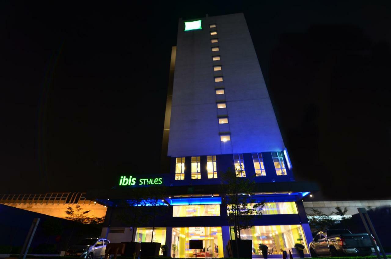 Ibis Styles Kuala Lumpur Sri Damansara Hotell Petaling Jaya Eksteriør bilde