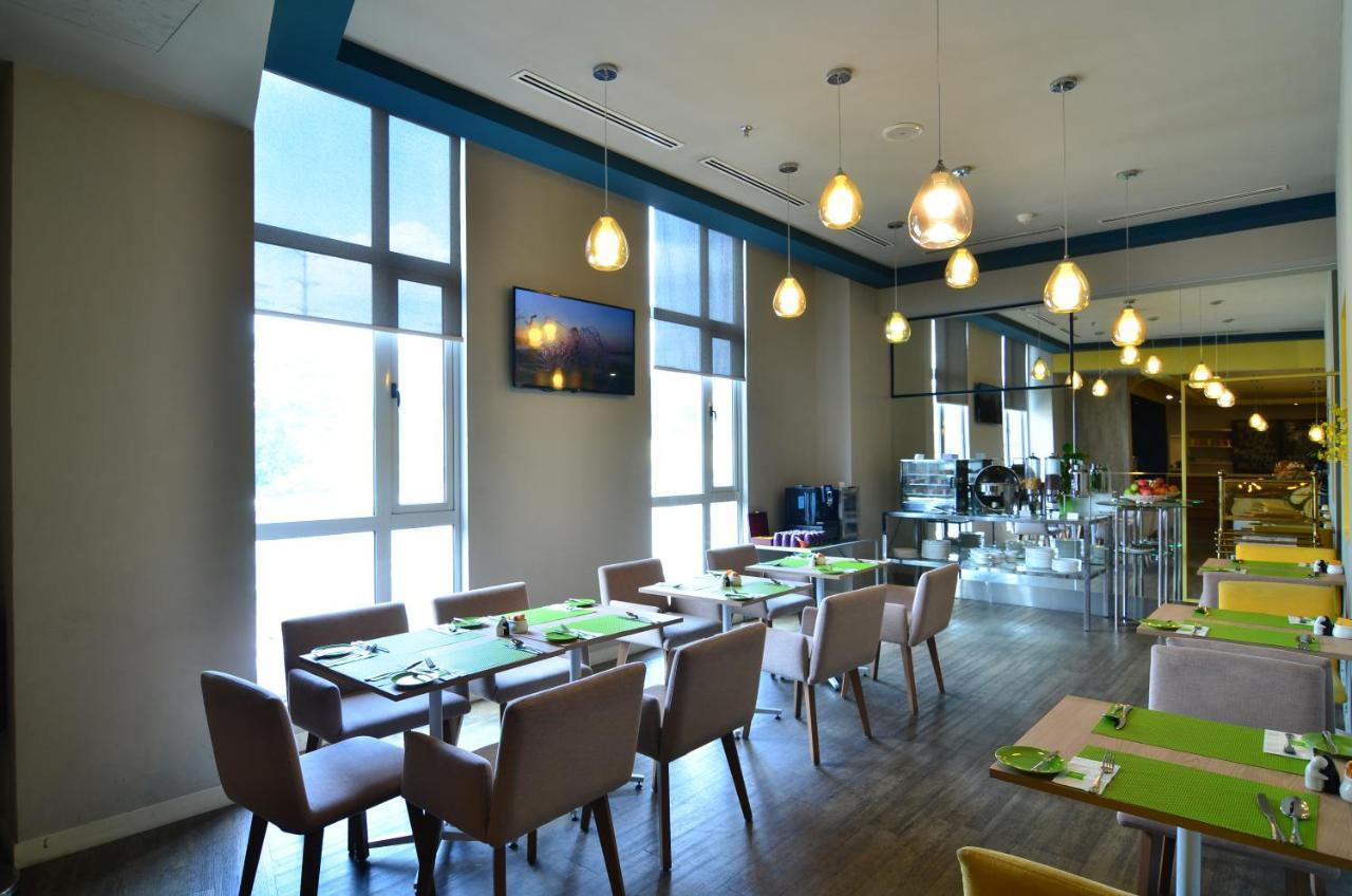 Ibis Styles Kuala Lumpur Sri Damansara Hotell Petaling Jaya Eksteriør bilde