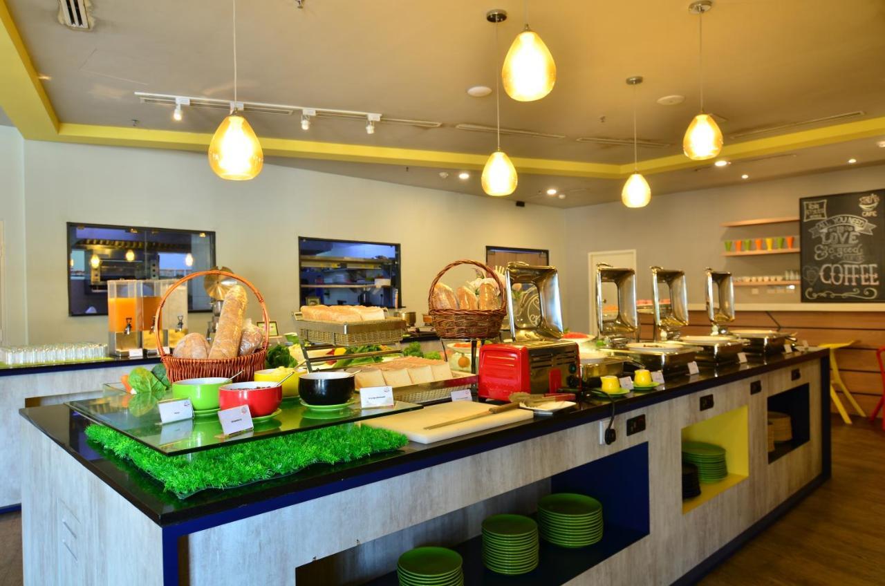 Ibis Styles Kuala Lumpur Sri Damansara Hotell Petaling Jaya Eksteriør bilde