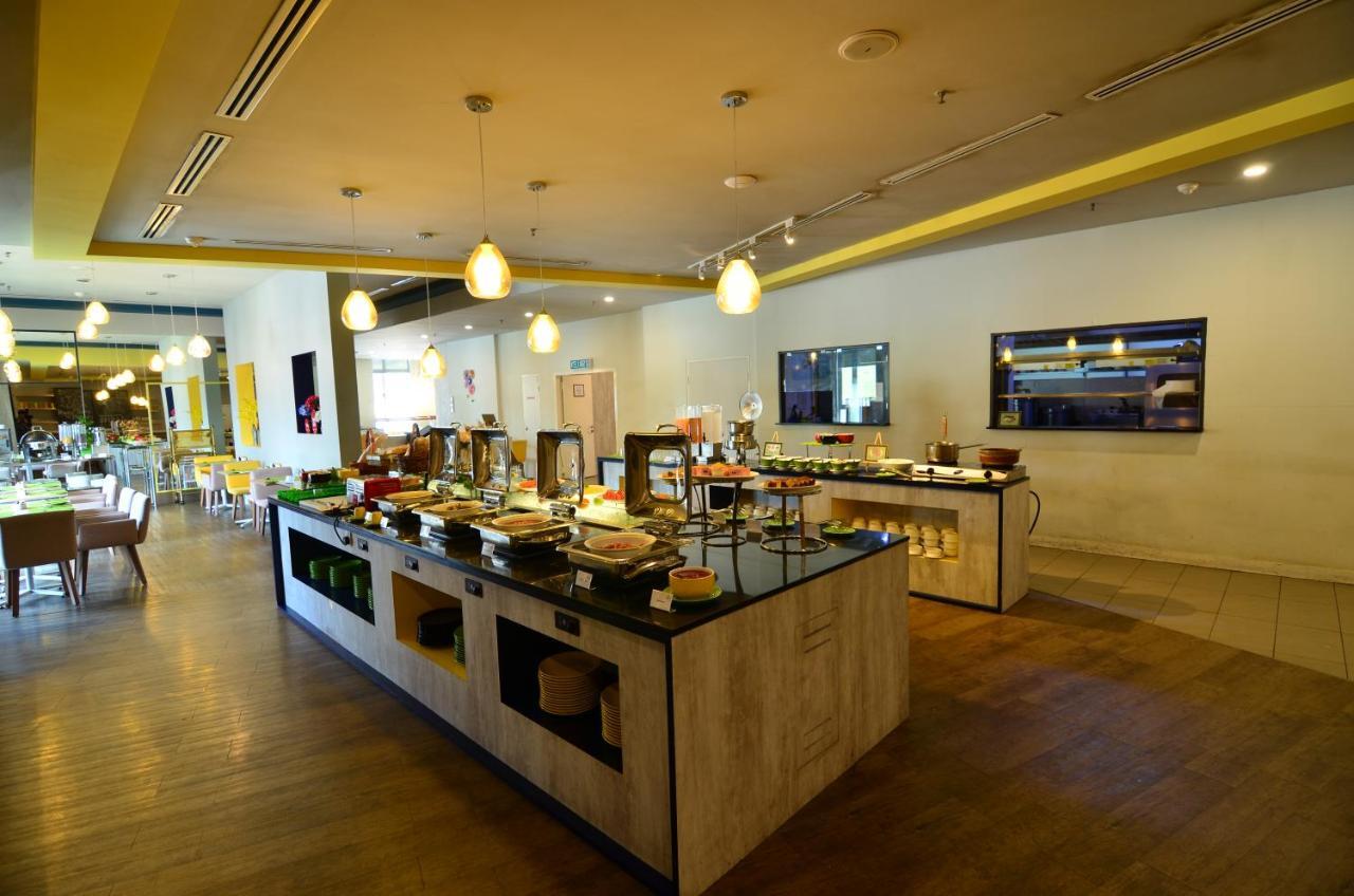 Ibis Styles Kuala Lumpur Sri Damansara Hotell Petaling Jaya Eksteriør bilde