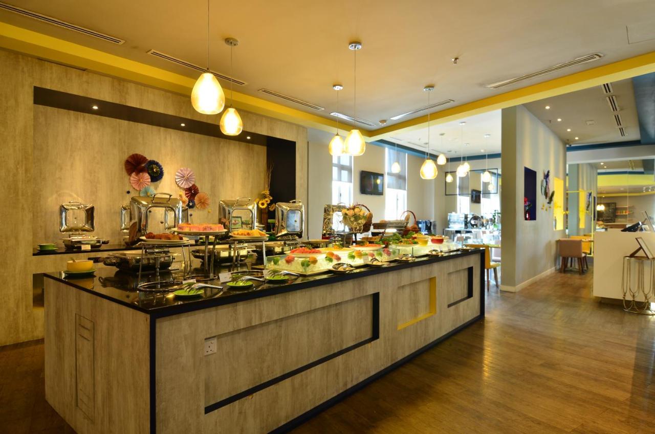 Ibis Styles Kuala Lumpur Sri Damansara Hotell Petaling Jaya Eksteriør bilde
